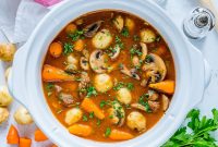 Slow Cooker Beef Bourguignon Recipe for Cozy Winter Dinners