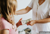 Mom’s Guide to Smart Credit Decisions