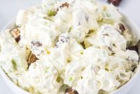 Snickers Salad Recipe: Creamy No-Bake Dessert
