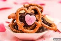 Valentine Pretzel Snack Bites Recipe