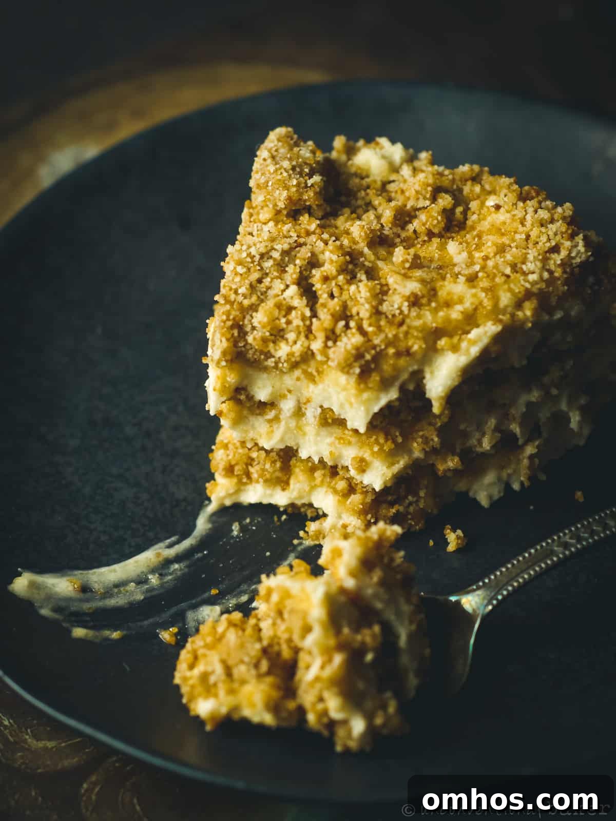 No-Bake Cream-Filled Crumb Cake 2 Cream and Crumb Cake (No-Bake Vegan Medovik)