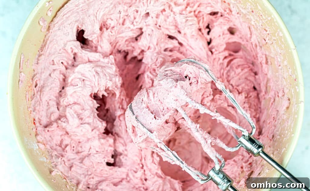 strawberry frosting