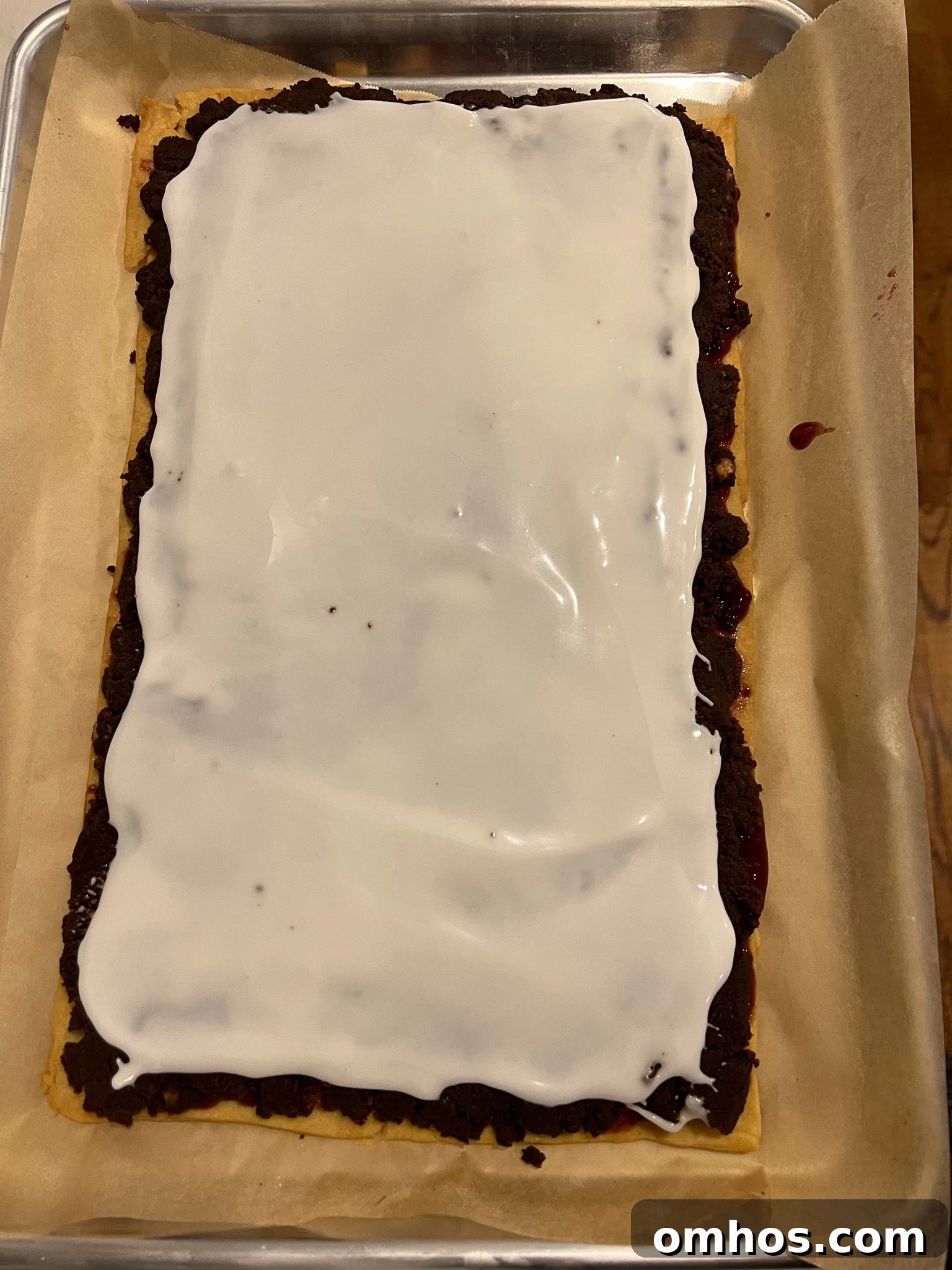 Icing on top of the pastry bars.