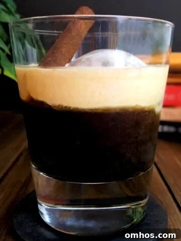 gingerbread white russian vodka cocktail.