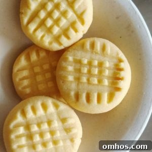 Small stack of custard cookies